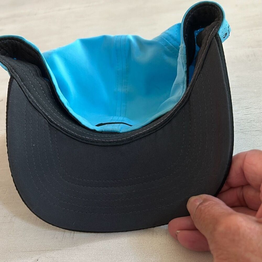 Nike Jordans Jumping Man Aqua Knit Hat - Picture 4 of 6